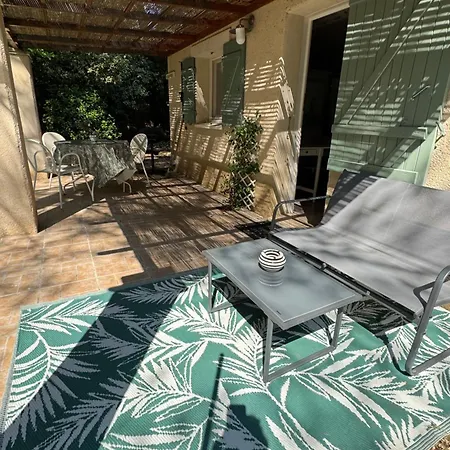 Appel Du Luberon Nyaraló